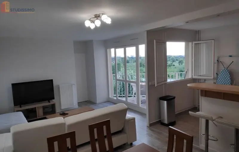 Studio 9m² Évry-Courcouronnes - Meublé, idéal étudiants - Photo 2
