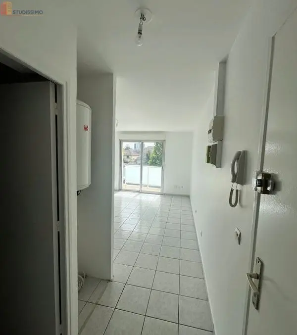 Studio 23m² Sainte-Geneviève-des-Bois - 1er étage, lumineux - Photo 1