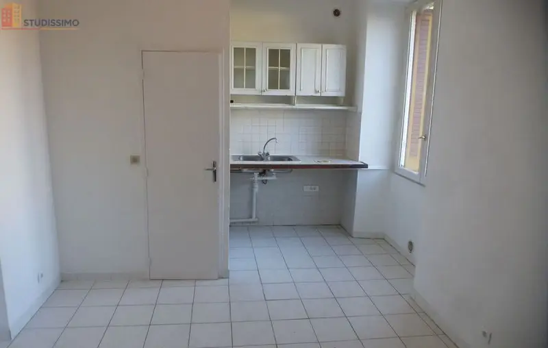 Studio 18m² Corbeil-Essonnes 91100 - Photo 8