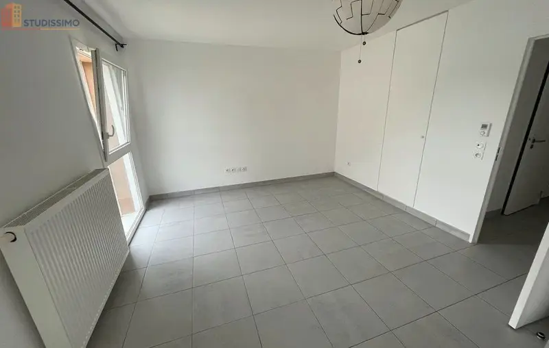 Studio 32m² Ballancourt-sur-Essonne - Parking, dernier étage - Photo 5