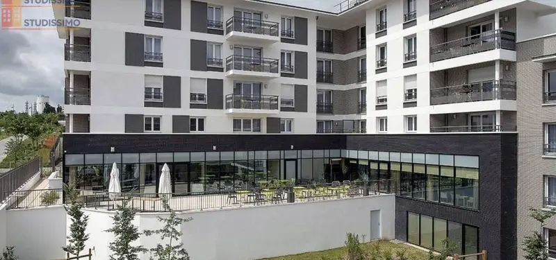 Studio meublé 45m² Corbeil-Essonnes - Lumineux, meublé - Photo 5