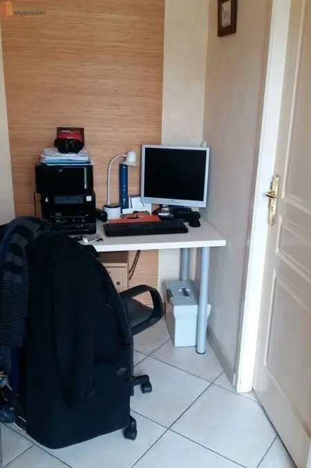 Studio meublé 27m² Orsay centre - Meublé, proche commerces - Photo 2