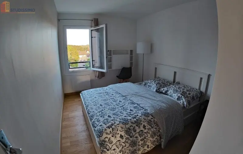 Studio 114m² Évry-Courcouronnes - Meublé, étage élevé - Photo 3