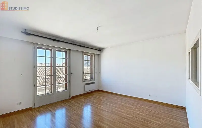 Studio 30m² Avignon centre - Dernier étage, lumineux - Photo 3