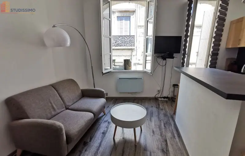 Studio 34m² Avignon centre - Lumineux, étage 1 - Photo 9