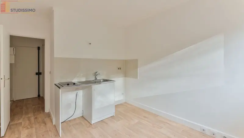 Studio 18m² Ville-d'Avray - 1er étage, DPE D - Photo 3