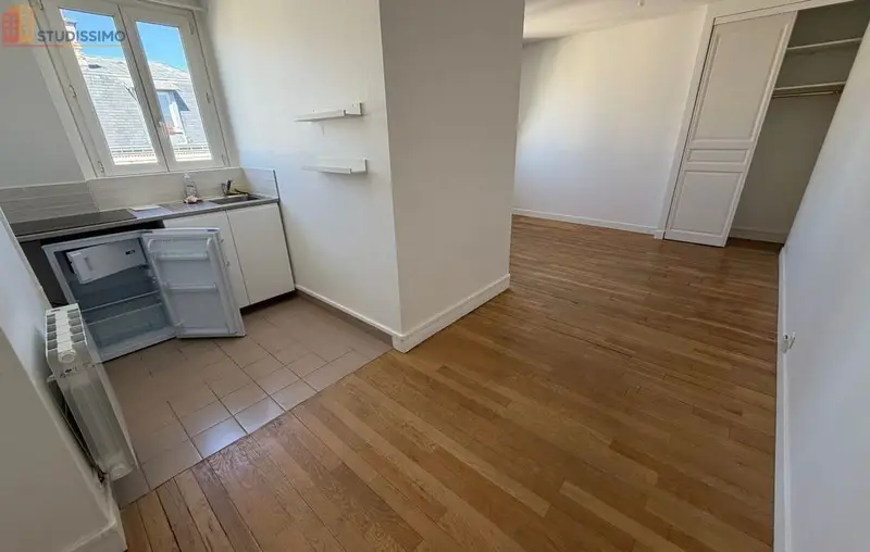 Studio 22m² Neuilly-sur-Seine - Dernier étage, lumineux - Photo 3