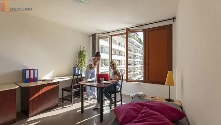 Studio 18m² Boulogne-Billancourt - Meublé, étage élevé - Photo 4