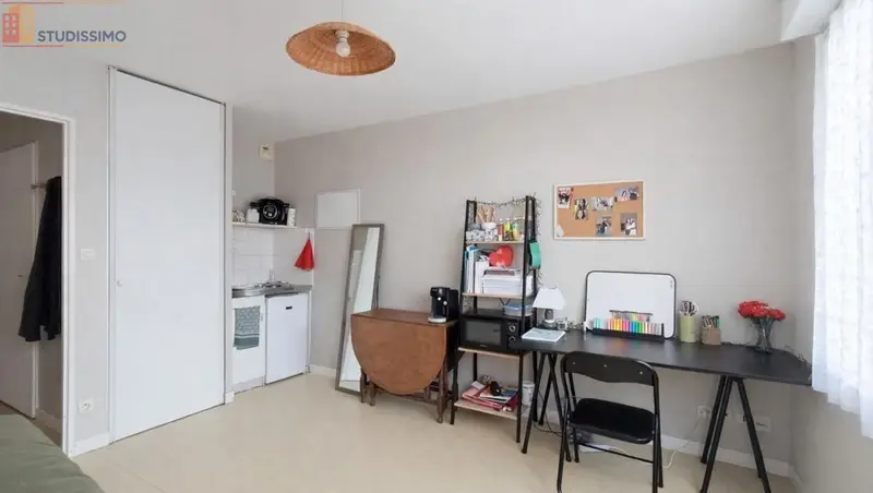 Studio 22m² Poitiers centre - Lumineux, étage 1 - Photo 5