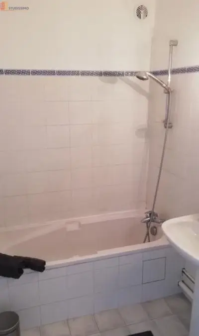 Studio meublé 29m² Courbevoie - Lumineux, meublé - Photo 3