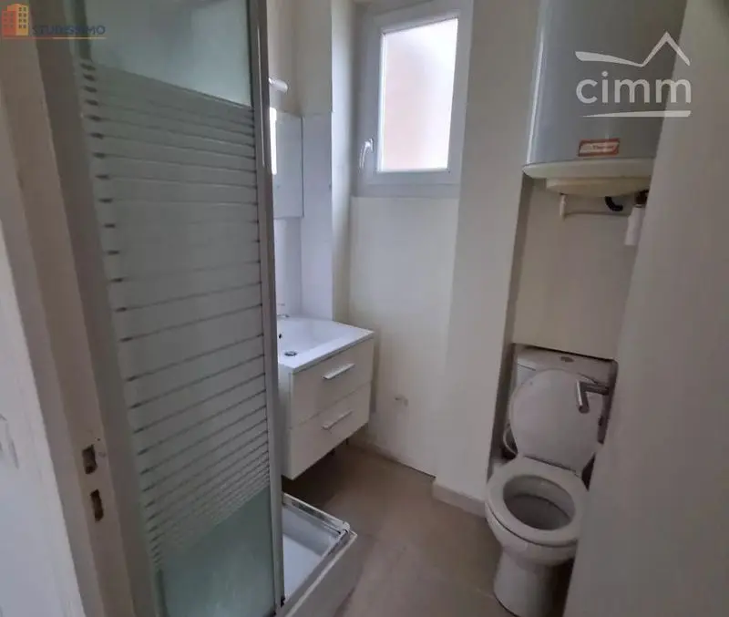 Studio 20m² Bourg-la-Reine - 2e étage, lumineux - Photo 2