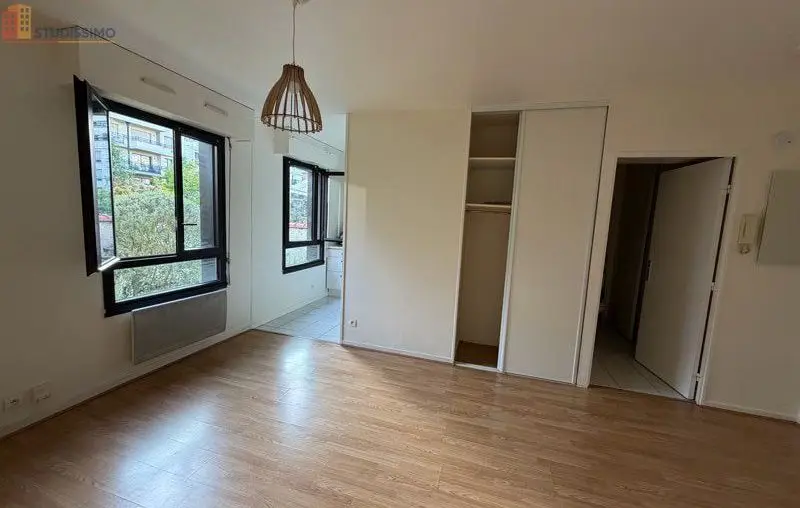 Studio 27m² Levallois-Perret - Parking, 1er étage - Photo 15