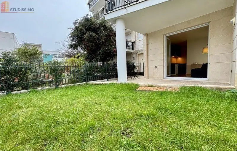 Studio 30m² Courbevoie - Jardin, meublé - Photo 12