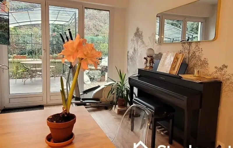 Studio meublé 12m² Courbevoie - Meublé, lumineux - Photo 1