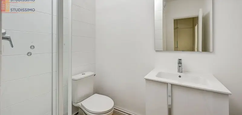 Studio 30m² Ville-d'Avray - 1er étage, DPE D - Photo 4