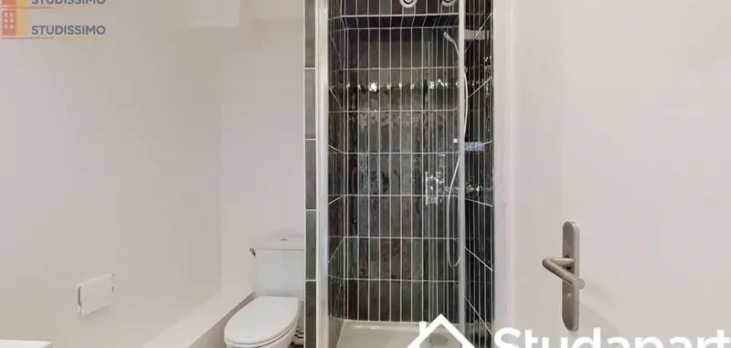 Studio meublé 10m² Courbevoie - Lumineux, 5e étage - Photo 3