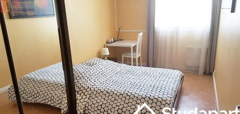 Studio meublé 12m² Issy-les-Moulineaux - Lumineux, 9e étage - Photo 1