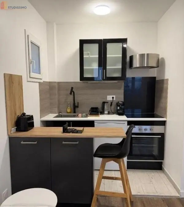 Studio meublé 18m² Puteaux - Meublé, 1er étage - Photo 2