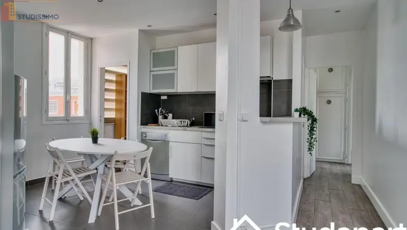 Studio meublé 31m² Courbevoie - Lumineux, 6e étage - Photo 2
