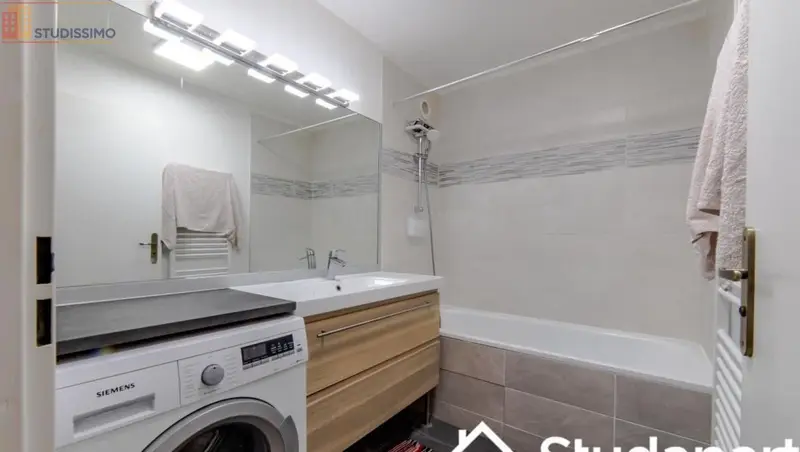 Studio meublé 20m² Courbevoie - Lumineux, étage élevé - Photo 1