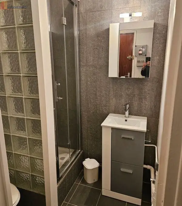 Studio meublé 20m² Levallois-Perret - Proche métro, lumineux - Photo 2