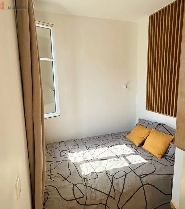 Studio meublé 24m² Courbevoie - Coin nuit, grand dressing - Photo 4