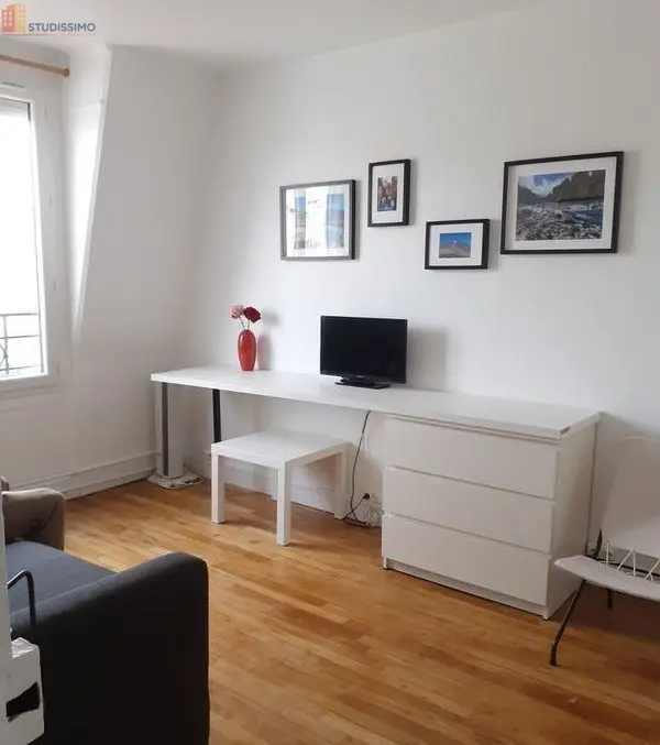 Studio 23m² Issy-les-Moulineaux - Meublé, dernier étage - Photo 1