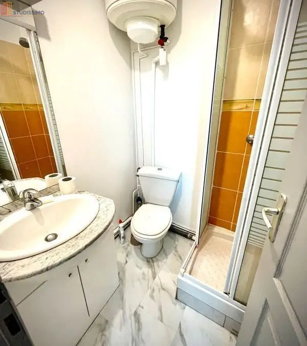 Studio meublé 16m² Nanterre - Proche La Défense, lumineux - Photo 6