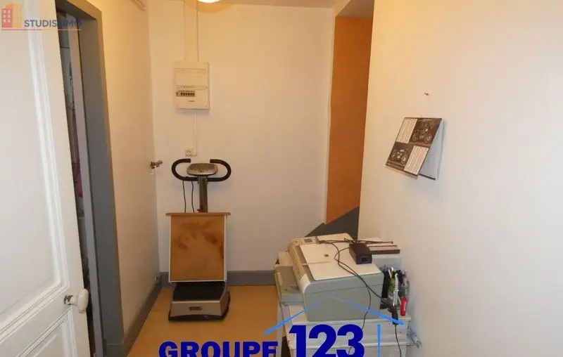 Studio 29m² Saint-Florentin - 1er étage - Photo 4