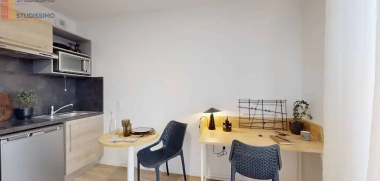 Studio meublé 19m² Fontenay-aux-Roses - Meublé, 6e étage - Photo 5