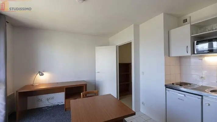 Studio meublé 21m² Rueil-Malmaison - 6e étage, lumineux - Photo 4