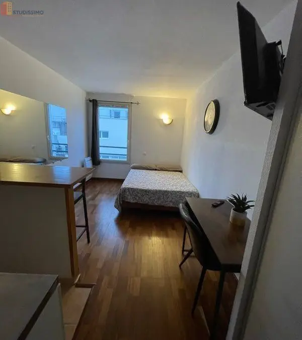 Studio meublé 20m² Courbevoie - Faubourg de l’Arche, lumineux - Photo 2