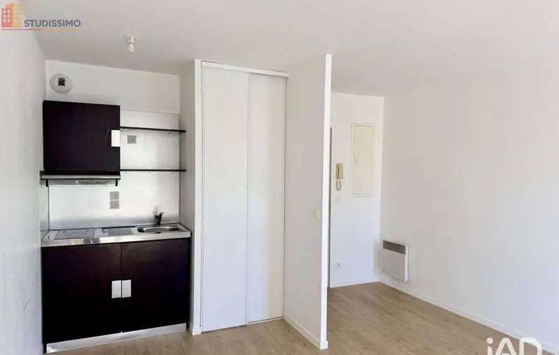 Studio 30m² Sens 89100 - Photo 8