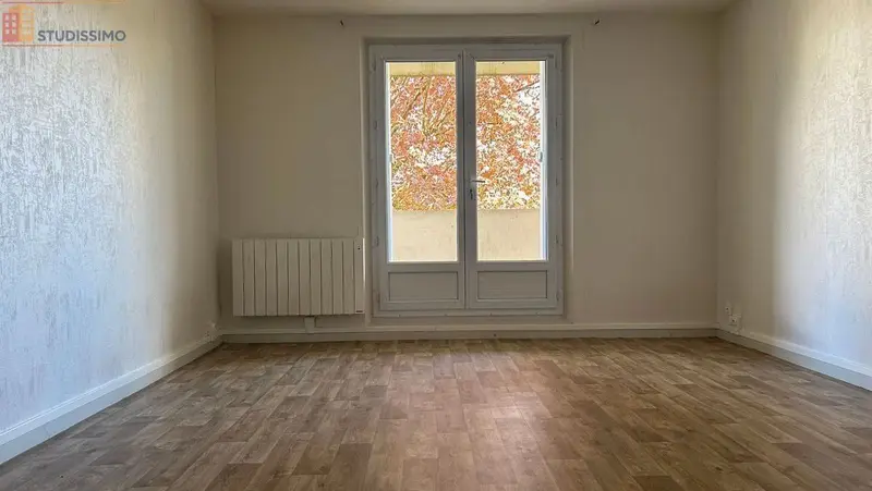 Studio 35m² Saint-Florentin - DPE D - Photo 13