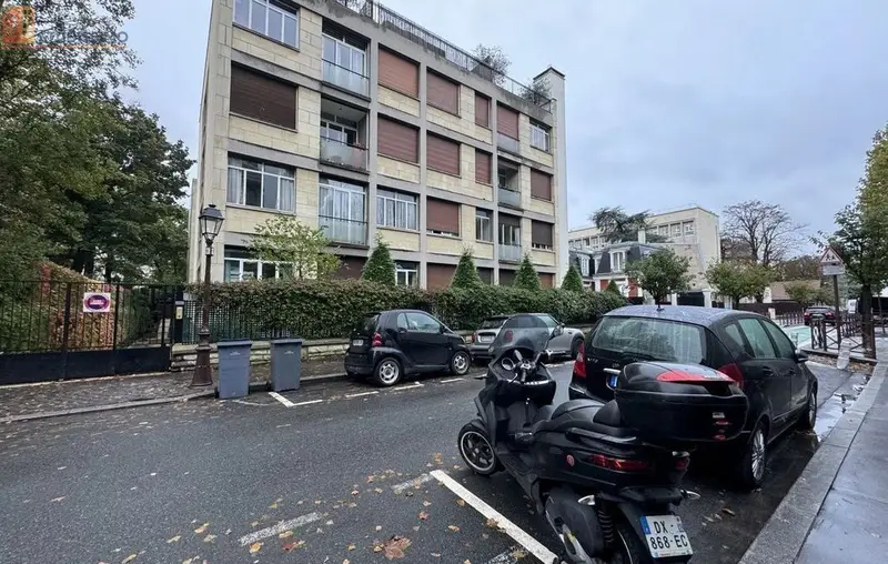 Studio meublé 18m² Neuilly-sur-Seine - Meublé, 1er étage - Photo 2