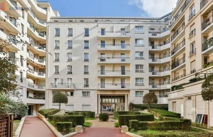 Studio 18m² Issy-les-Moulineaux - Meublé, résidence étudiante - Photo 5