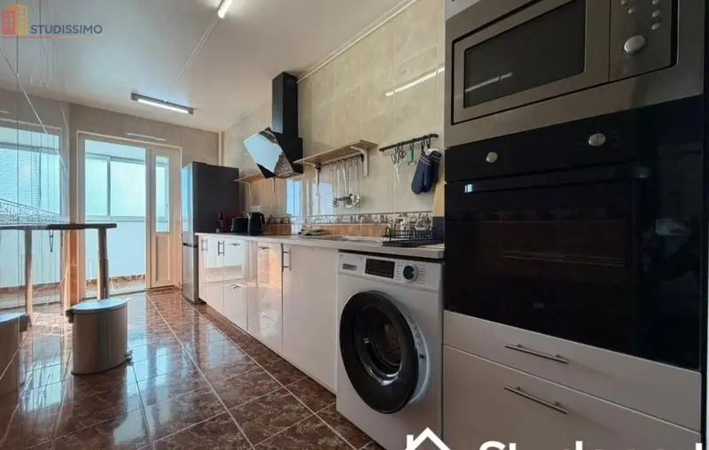Studio meublé 10m² Gennevilliers - Lumineux, 8e étage - Photo 4