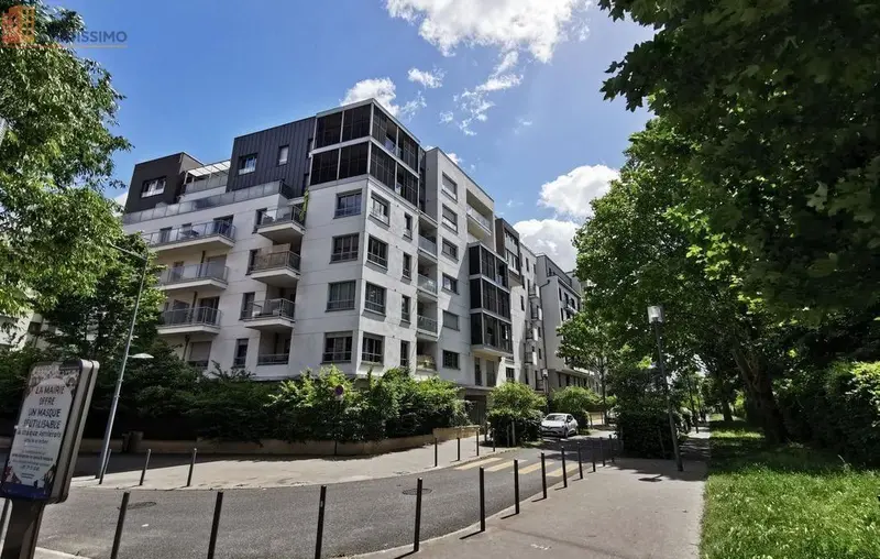Studio 22m² Asnières-sur-Seine - Entièrement rénové - Photo 2