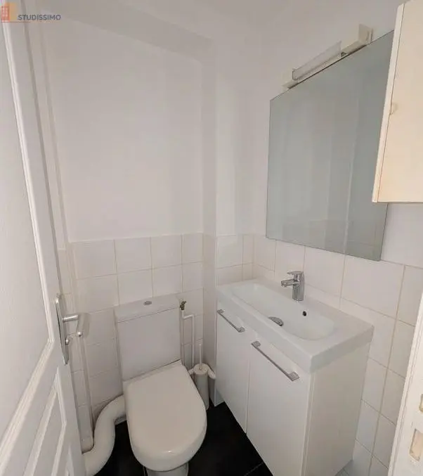 Studio 11m² Neuilly-sur-Seine - Meublé, 6e étage avec ascenseur - Photo 9