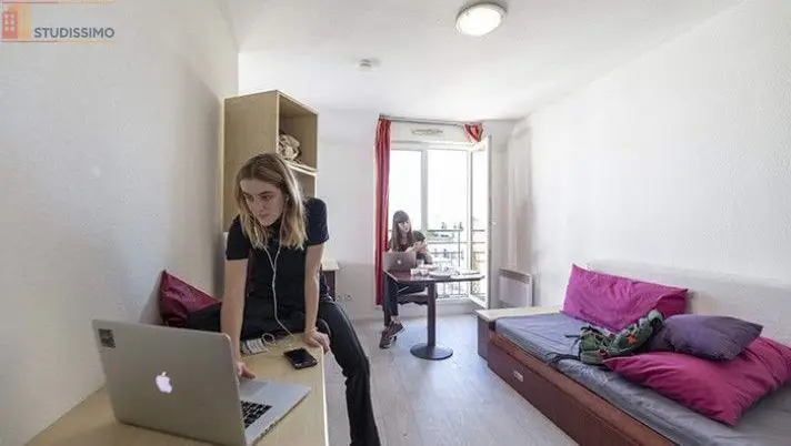 Studio meublé 18m² Issy-les-Moulineaux - 7e étage, lumineux - Photo 6