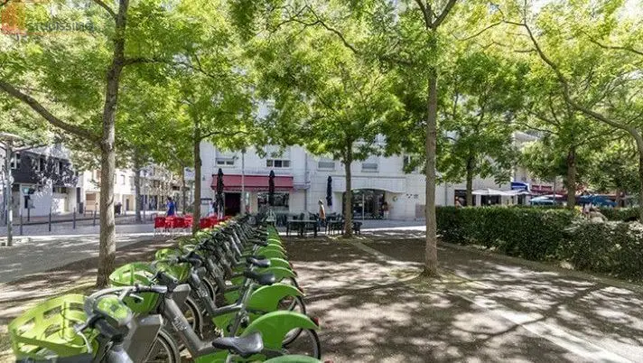 Studio meublé 18m² Issy-les-Moulineaux - 7e étage, lumineux - Photo 1