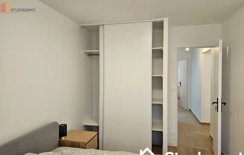 Studio meublé 12m² Le Bourget - Meublé, étage 2 - Photo 2