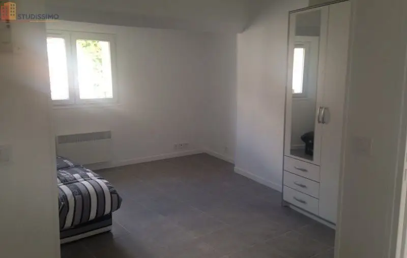 Studio 23m² Saint-Denis 93200 - Meublé, lumineux - Photo 4