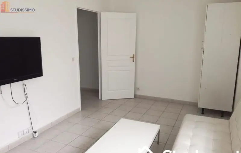 Studio meublé 10m² Saint-Denis - Meublé, DPE C - Photo 2