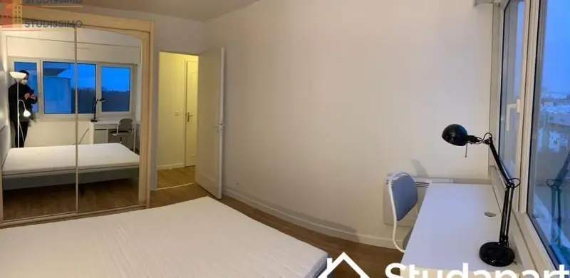 Studio 10m² Noisy-le-Grand - Meublé, étage élevé - Photo 4