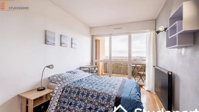 Studio meublé 15m² Sevran - Lumineux, 10e étage - Photo 2