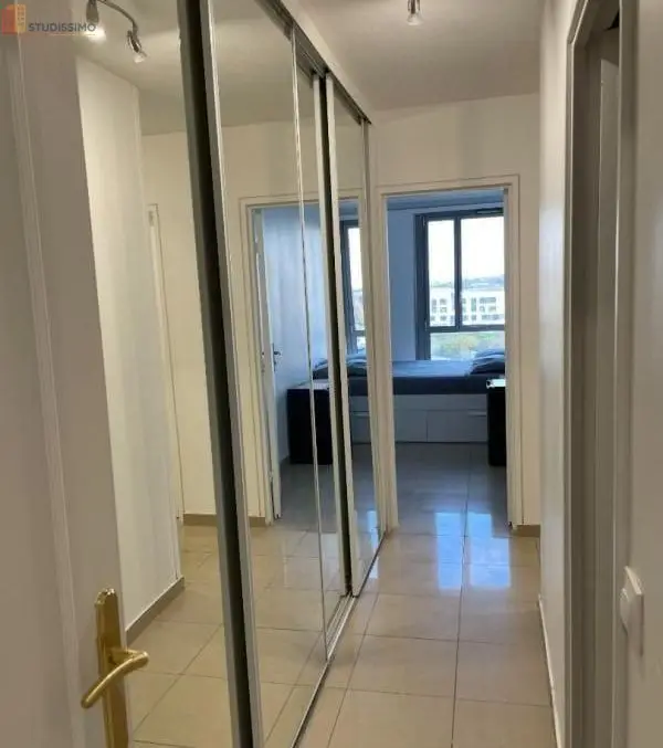 Studio meublé 13m² Saint-Denis 93380 - 7e étage, DPE A - Photo 1