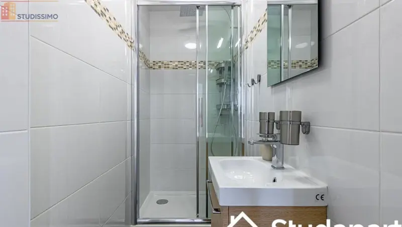 Studio meublé 11m² Épinay-sur-Seine - Meublé, 2e étage - Photo 2