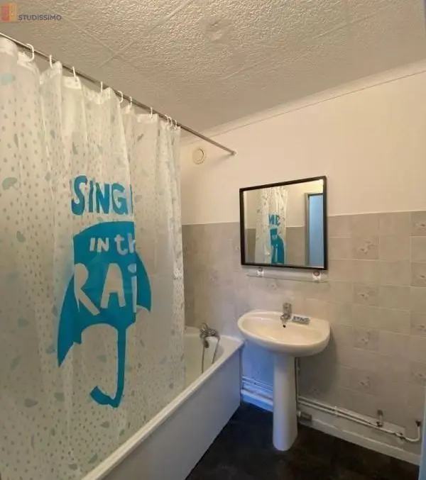 Studio meublé 12m² Saint-Denis 93200 - Lumineux, étage élevé - Photo 1