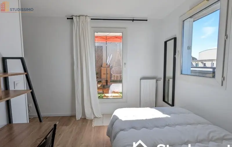 Studio meublé 10m² Rosny-sous-Bois - 6e étage, lumineux - Photo 3